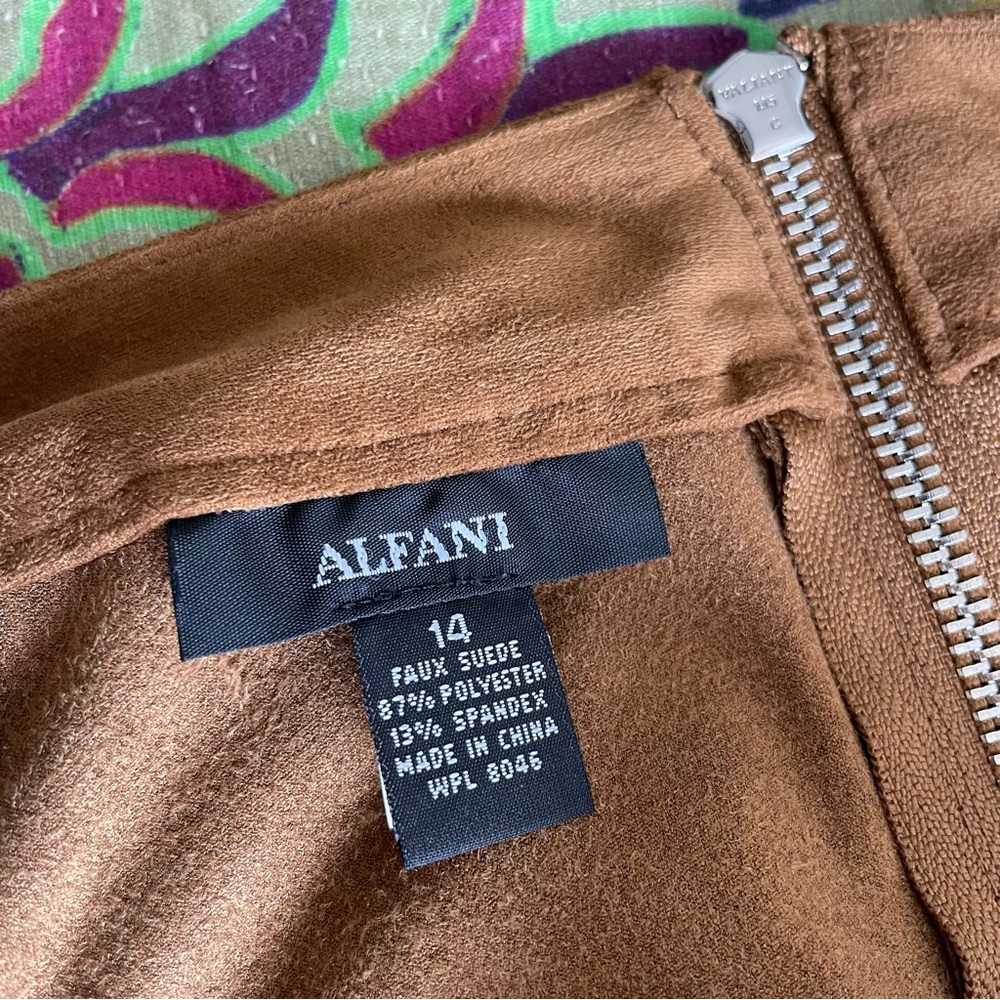 Alfani Faux Suede Brown Skirt Size 14 - Picture 6 of 6